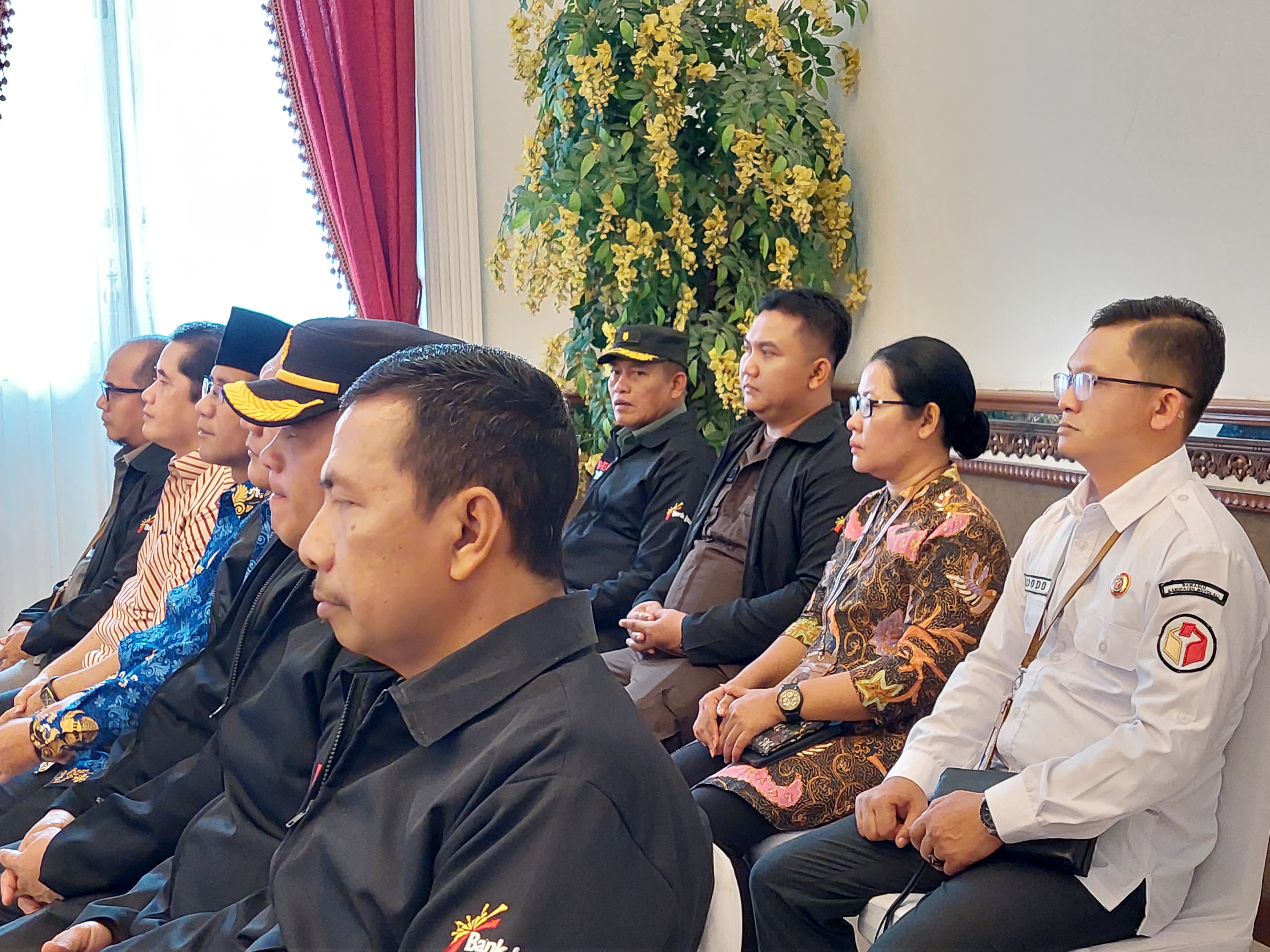 Hadiri Undangan