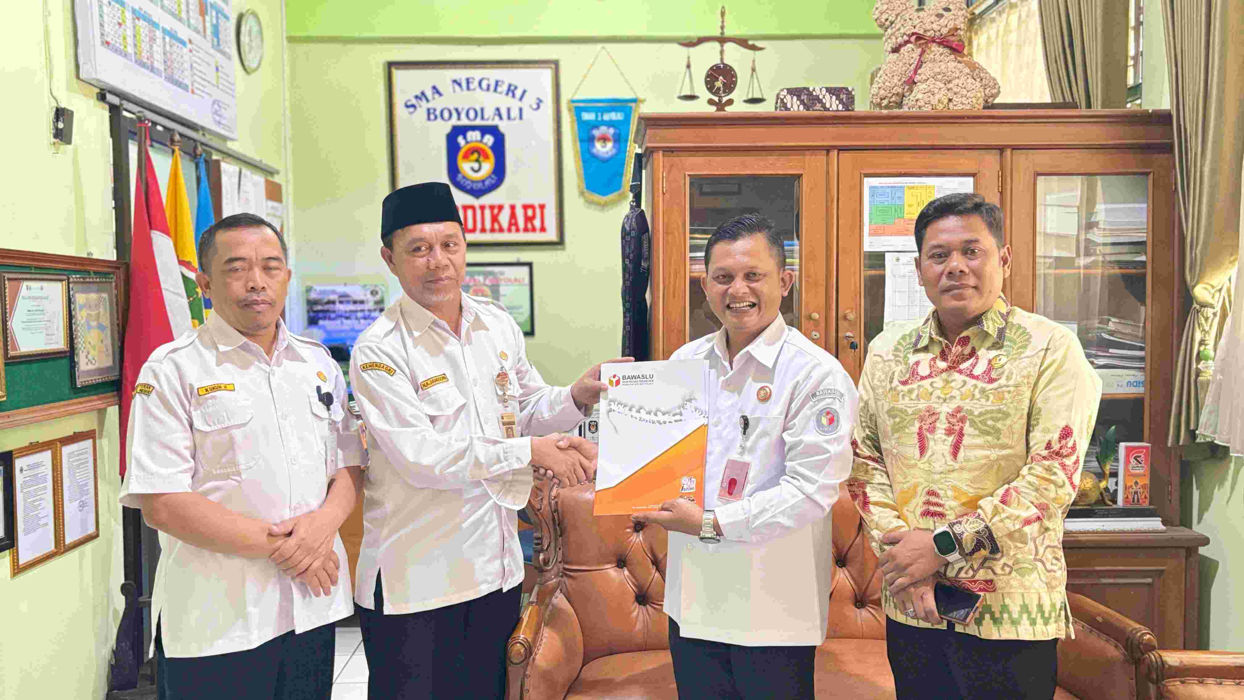 Bawaslu Boyolali dan SMA Negeri 3 Teken Kerja Sama