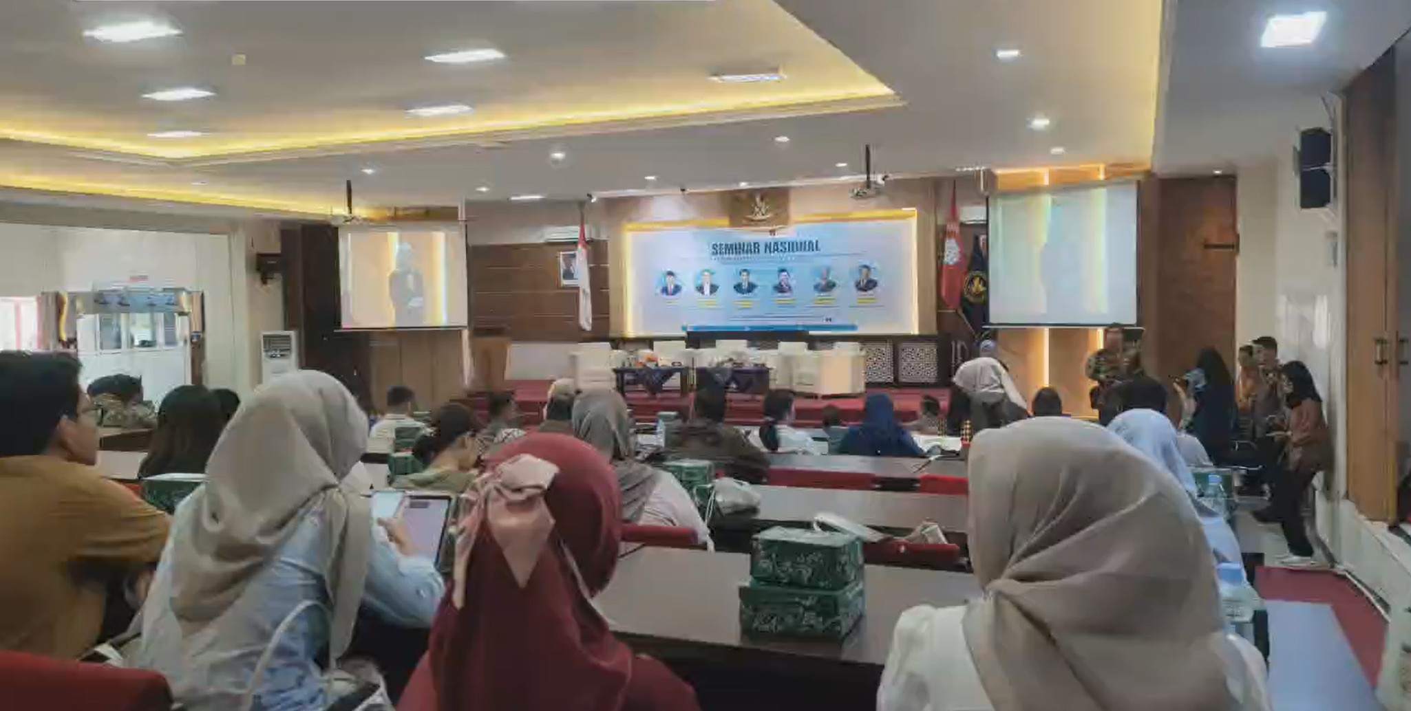 Seminar Nasional Integritas Penyelenggara Pemilu.