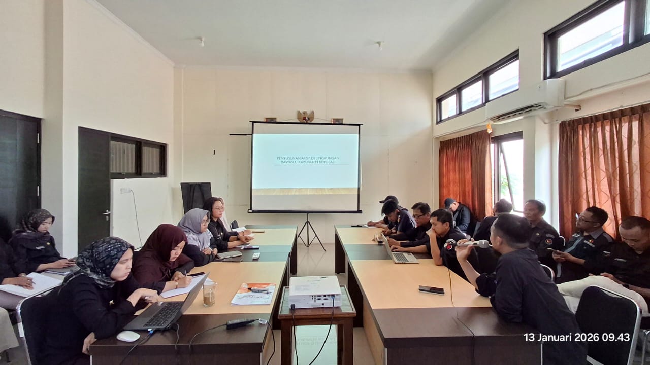 Bawaslu Boyolali Bahas Penyusunan Arsip 