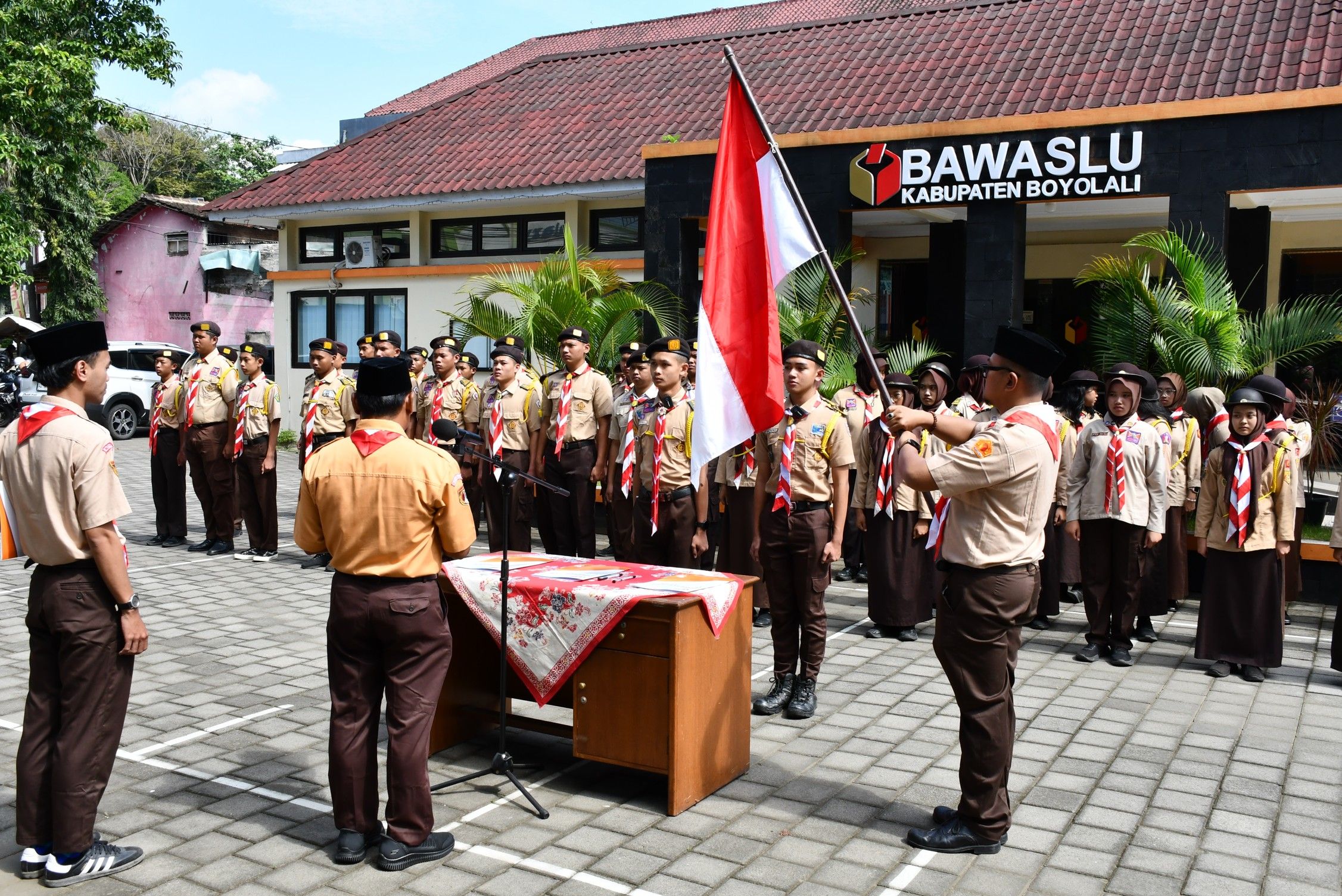 Proses Pelantikan Dewan Saka Adhyasta Pemilu 2025–2028.