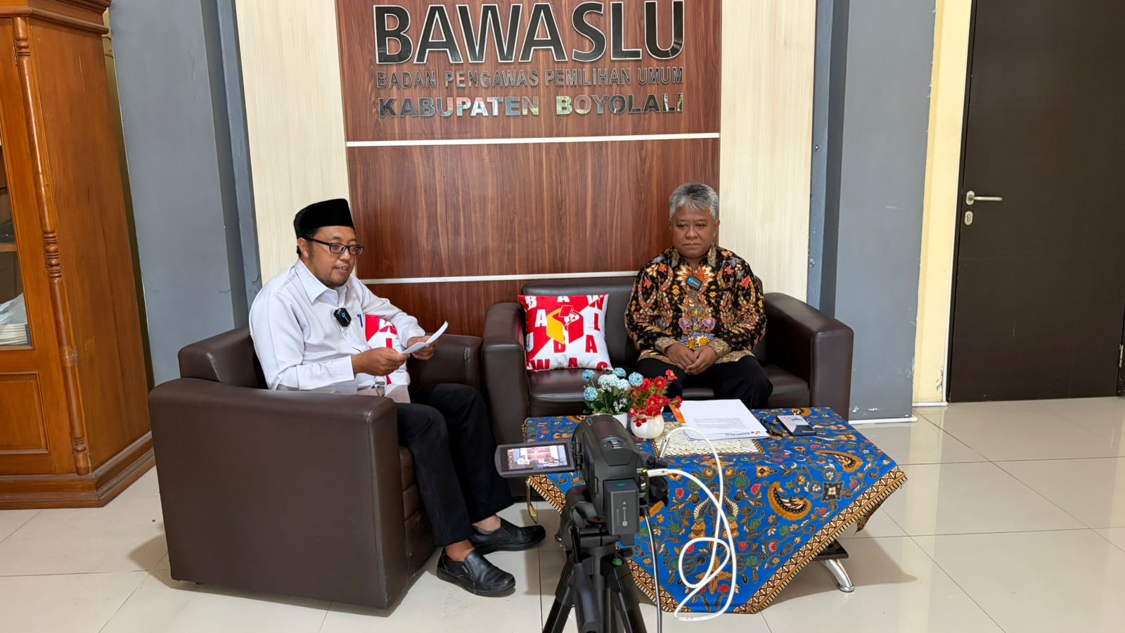 Bramastia (kanan), saat menjadi narasumber dalam podcast.