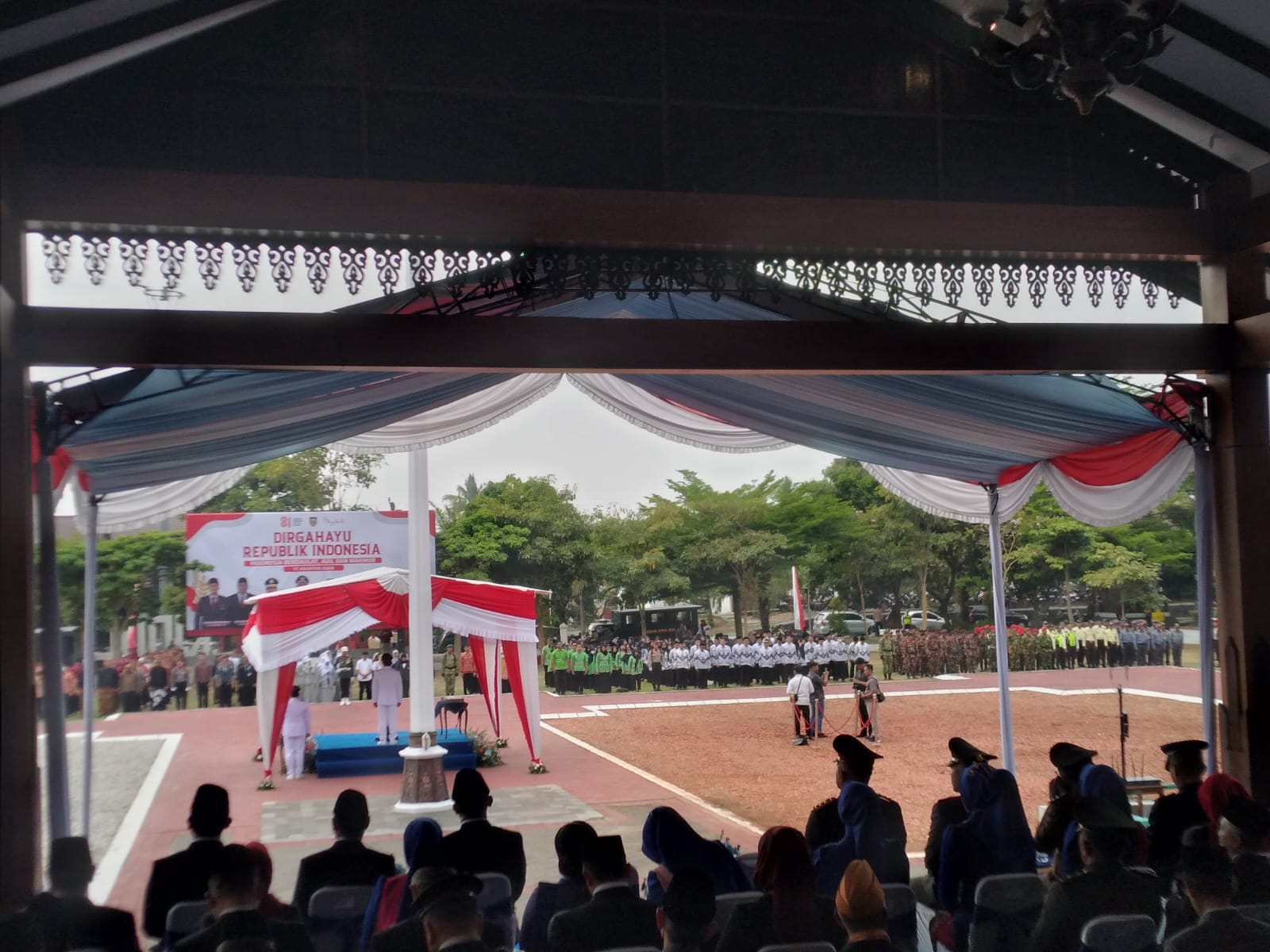 Suasana upacara di Alun-Alun Kidul Kabupaten Boyolali.