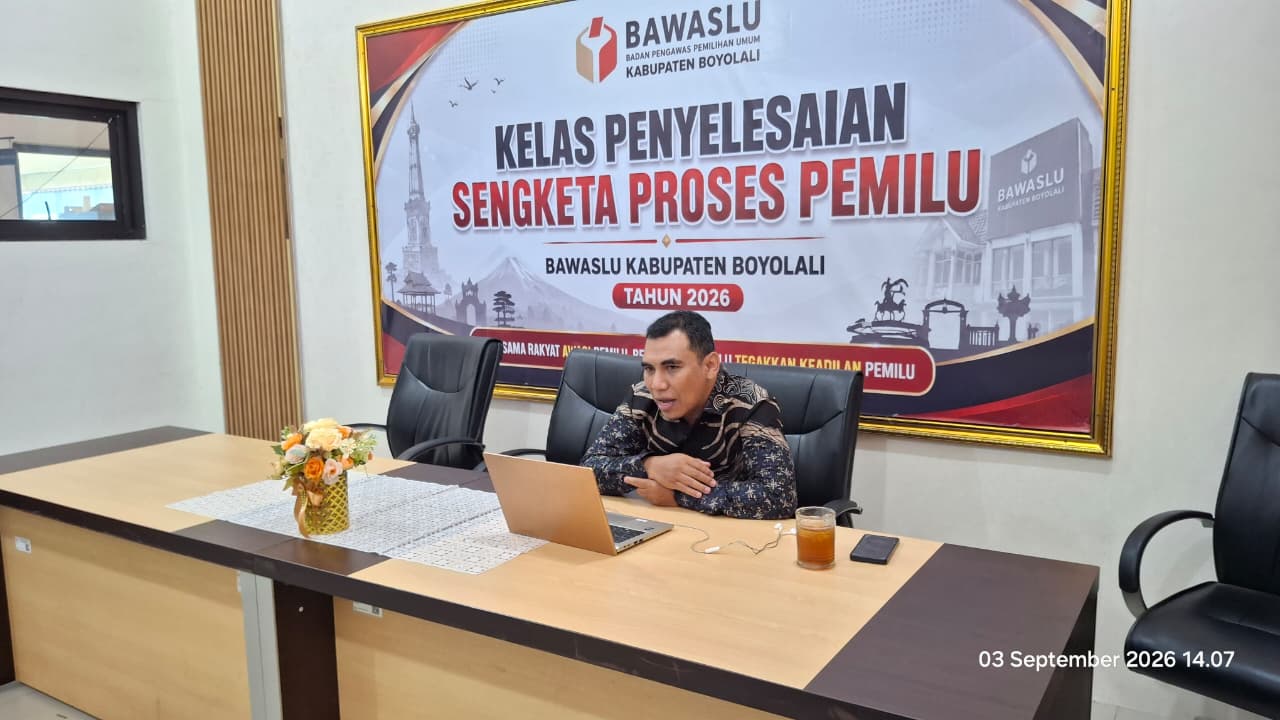 Lilik Wahyu Catur Wibowo, saat menjadi pemateri Kelas Sengketa Pemilu.