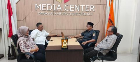 Podcast Pojok Demokrasi 