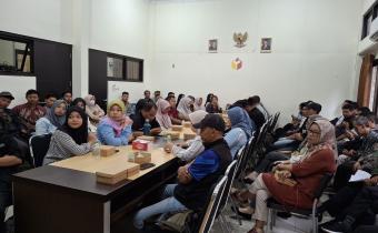 Rapat Validasi Data dan Pengumpulan Dokumen