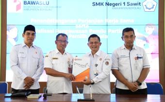 Bawaslu Boyolali Gaet SMK Negeri 1 Sawit