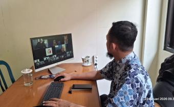 Agus Suyanto, saat mengikuti kegiatan secara daring.