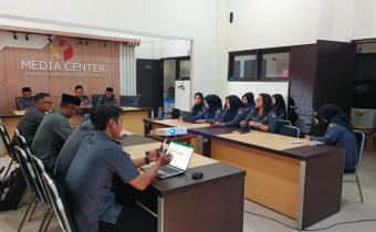 Suasana rapat internal Bawaslu Boyolali.